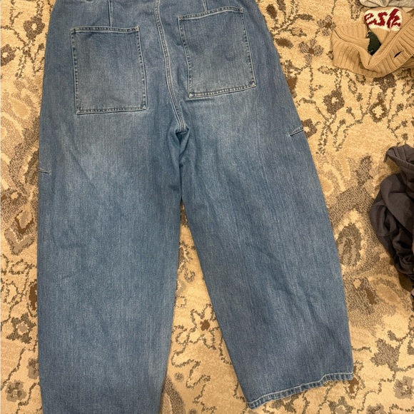 Tibi Sid Jean - Picture 5 of 5